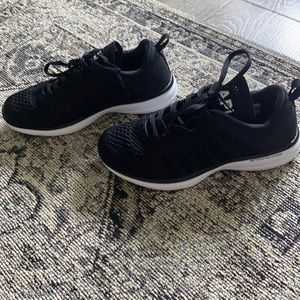 Barely worn APL Techloom Pro sneaker